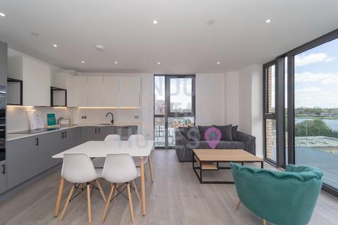 2 bedroom apartment to rent - Apartment in Willowbrook House, Woodberry Down, London N4