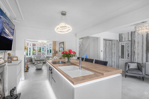 28 Welford Road, Sutton Coldfield, B73 5DP