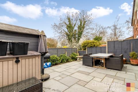 75 Stains Close, Cheshunt, Waltham Cross, EN8 9JJ