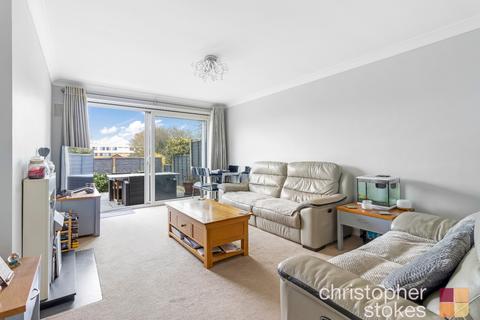 75 Stains Close, Cheshunt, Waltham Cross, EN8 9JJ