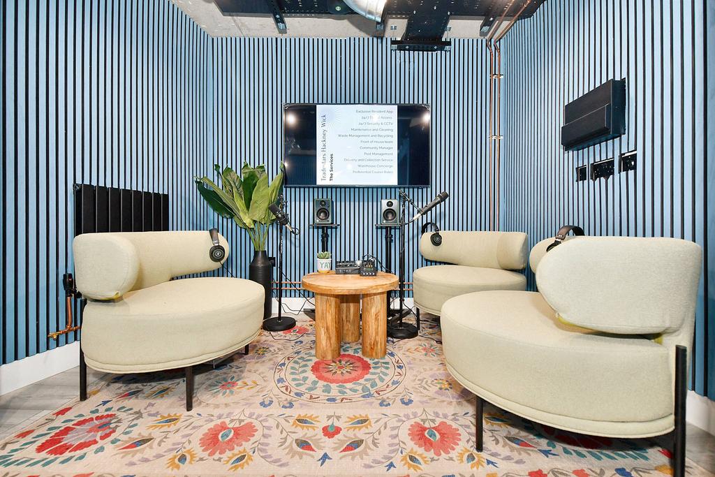 Podcast Studios
