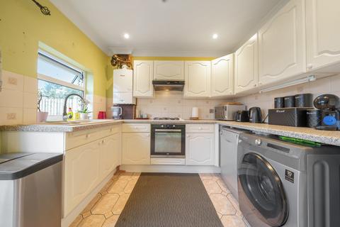 2 bedroom end of terrace house for sale - Victoria Road, Ruislip, Middlesex