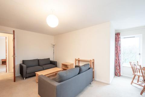 16/10 Balfour Place, Edinburgh, EH6 5DW