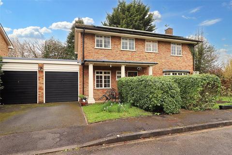 Hatter House Abbotsford Close, Woking, GU22 7BJ