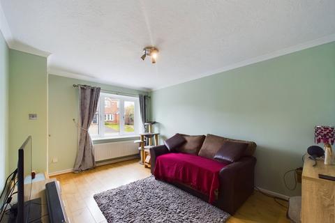 37 Bamburgh Crescent, Worcester, WR4 0QX