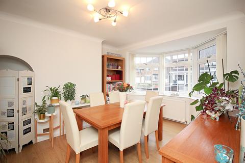 4 bedroom semi-detached house for sale, Lydford Road, Humberstone, Leicester, LE4