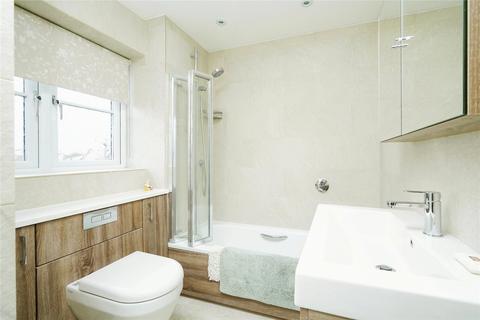 14 Birch Drive, Bradwell Village, Burford, OX18 4XH