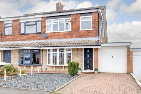 3 bedroom semi-detached house for sale - Wigan, Wigan WN3