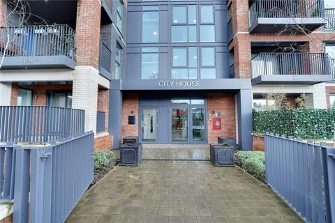 1 bedroom penthouse for sale, Green Lanes, London, N21