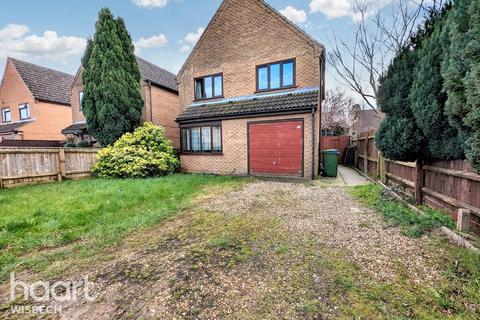 4 bedroom detached house for sale, Wistaria Road, Wisbech