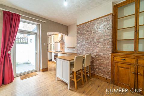 3 bedroom terraced house for sale, Jackson Place, Newport, NP19