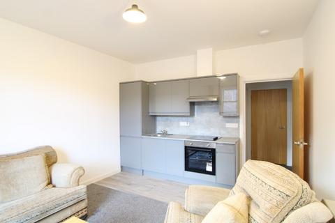 2 bedroom flat to rent, Tay Square, Dundee DD1