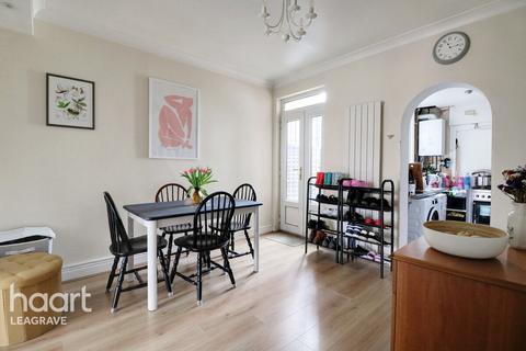 369 Beechwood Road, Luton, LU4 9RG