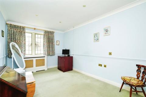 1 bedroom retirement property for sale, Prebendal Court, Shipton-under-Wychwood, OX7 6BB