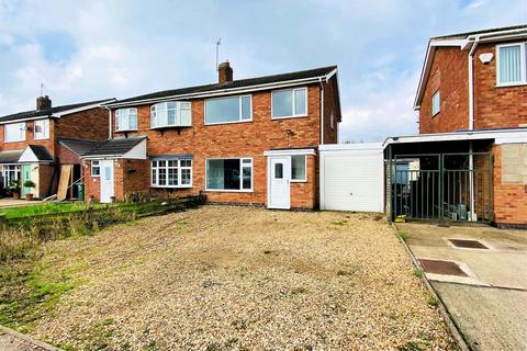 3 bedroom semi-detached house for sale, Huntsmans Dale, East Goscote, LE7