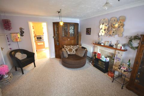 2 bedroom end of terrace house for sale, Edwina Drive, Poole BH17