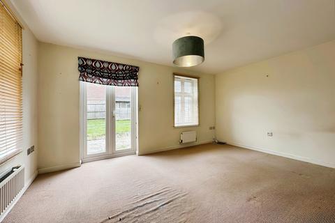 3 bedroom semi-detached house for sale, Rosneath Close, Wolverhampton WV4