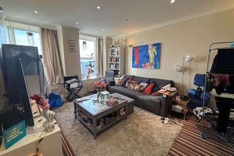 1 bedroom flat for sale, Flat 5 Stanmore Towers, Church Road, Stanmore, Middlesex, HA7 4DE
