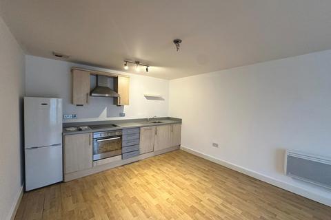 2 bedroom flat to rent, Bevan Court, Warrington, Manchester WA4