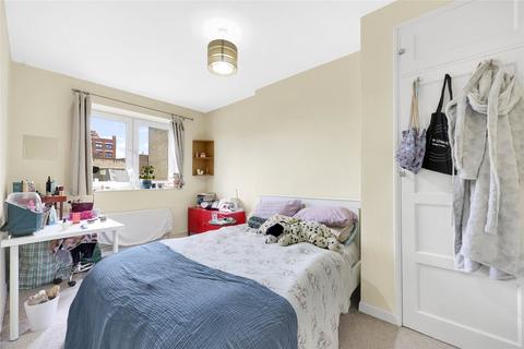 3 bedroom apartment for sale, Gainford House, Ellsworth Street, London, E2