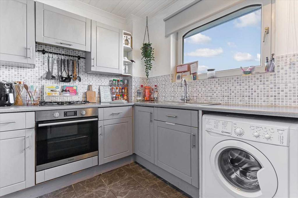 Kitchen (1)