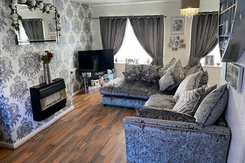 3 bedroom semi-detached house for sale - The Pleasance, Swillington, Leeds