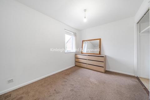 2 bedroom house to rent, Courtney Road London SW19