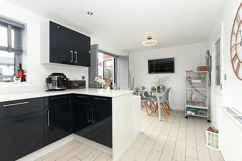 46 Baird Way, Minster On Sea, Sheerness, ME12 3UG