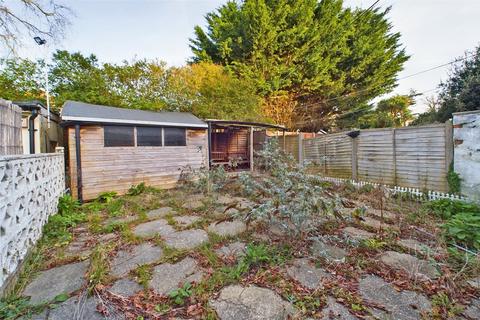 28 Drummond Road, Bournemouth, BH1 4DS
