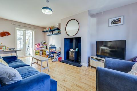 26 Broadgate Walk, Horsforth, Leeds, LS18 4HF