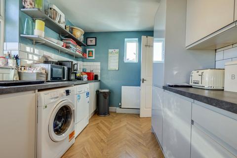 26 Broadgate Walk, Horsforth, Leeds, LS18 4HF