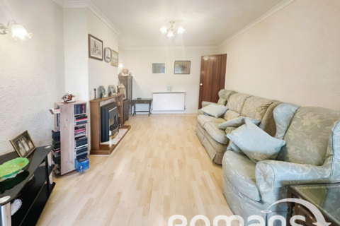 2 bedroom bungalow for sale, Shipton Way, Basingstoke, Hampshire