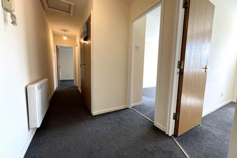 2 bedroom flat to rent, The Ridings, Luton LU3