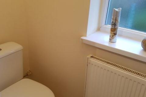 3 bedroom terraced house to rent, Glascote Road, Glascote B77