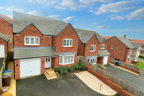 4 bedroom detached house for sale, Cartwright Walk, Eccleshall, ST21 6LN