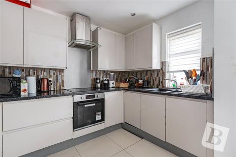 3 bedroom terraced house for sale, Tennyson Way, Hornchurch, RM12