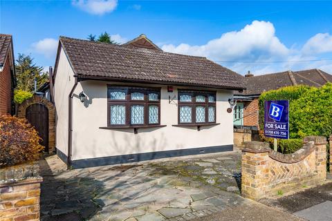 2 bedroom detached bungalow for sale, Sunningdale Road, Rainham, RM13