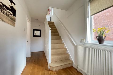 19 Cowick Hill, Exeter, EX2 9NQ