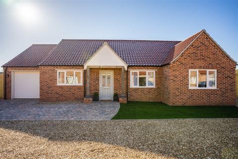 3 bedroom detached bungalow for sale, Upwell Road, Christchurch, Wisbech
