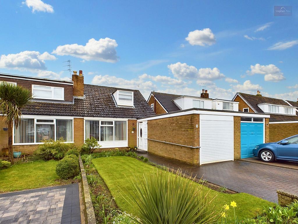 ster Avenue, Blackpool, FY4 3 bed semidetached house for sale £