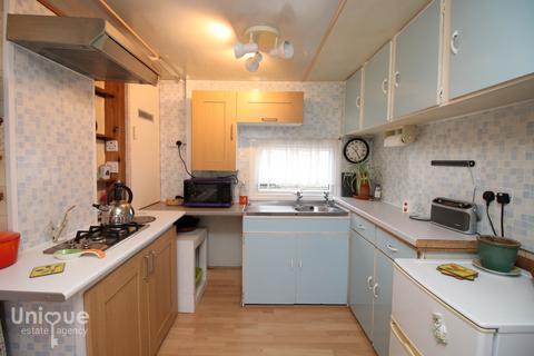 1 bedroom mobile home for sale, Woodside Park,  Poulton-le-Fylde, FY6