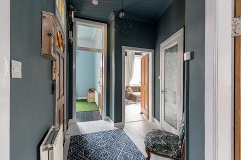 100/1 Ferry Road, Edinburgh, EH6 4PG