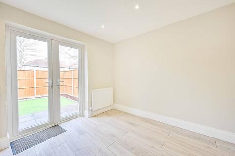 2 bedroom flat for sale, Sutherland Avenue, West Ealing, London, W13