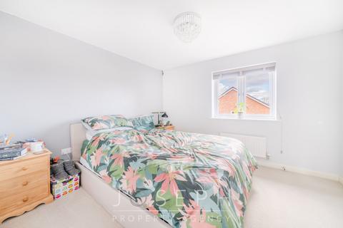 34 Brick Drive, Great Blakenham, Ipswich, IP6 0GJ