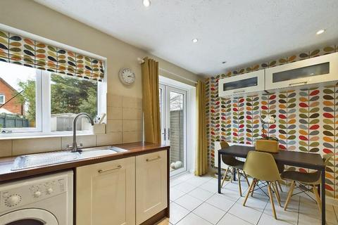 22 Barwoods Drive, Saltney, Chester, CH4 8NU