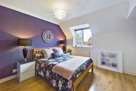 22 Barwoods Drive, Saltney, Chester, CH4 8NU