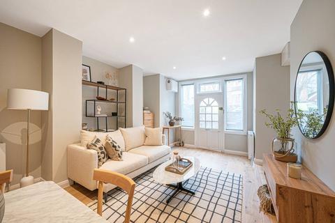 1 bedroom flat for sale, Canfield Gardens, South Hampstead, London, NW6