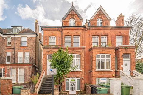 1 bedroom flat for sale, Canfield Gardens, South Hampstead, London, NW6