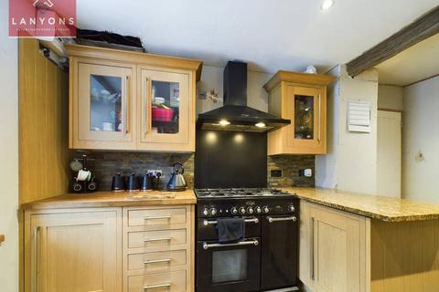 10 Eirw Road, Porth, CF39 9LT