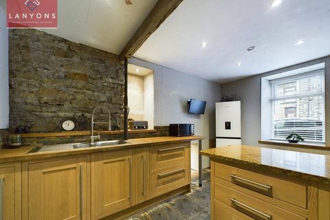 10 Eirw Road, Porth, CF39 9LT